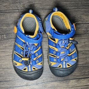 Keen blue toddler sandals for boys or girls